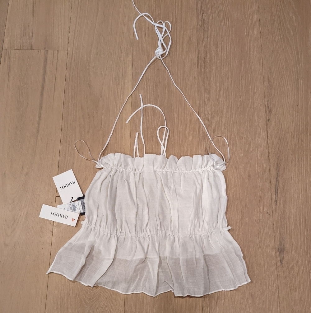 White Ruffled backless top - Picture 7 of 9